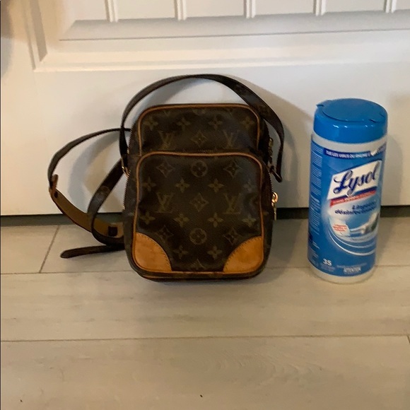 Authentic Louis Vuitton Amazone with strap - Picture 9 of 11